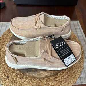 Hey Dude Women's Wendy Sparkling Rose Gold NWT in box  size 6 Flats